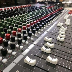 お*ん様 【美品】NOBLE AUDIO TRIDENT Noble Audio Trident